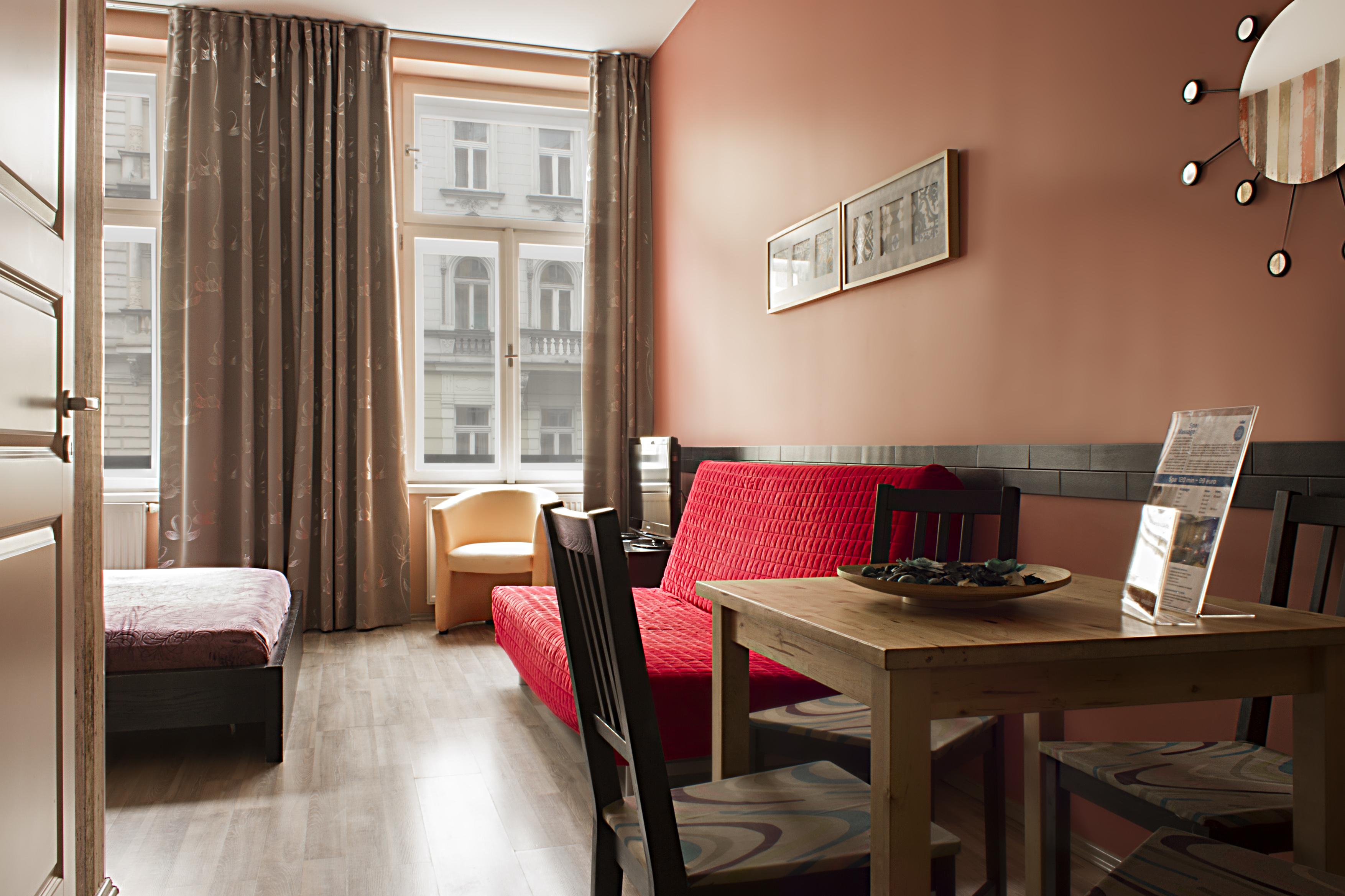 Royal Court Legerova Hotel Praga Exterior foto